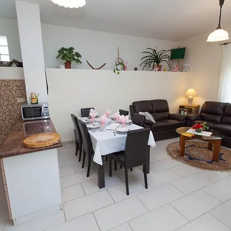 Hébergement de vacances Baretic *