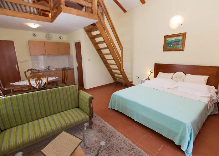 Baretic Casa de Férias Grižane