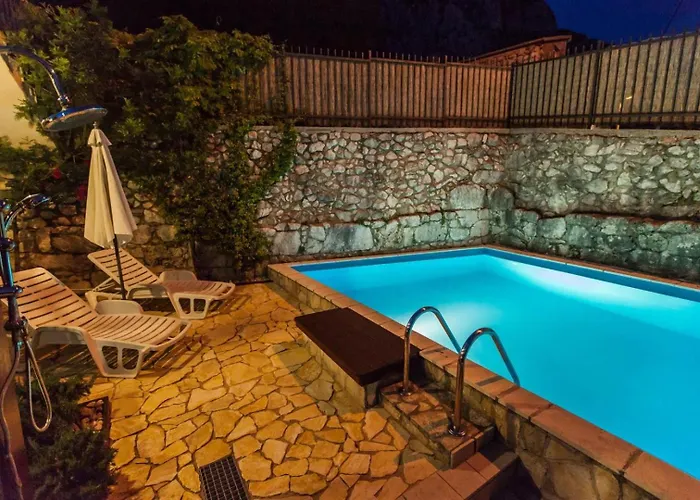 Baretic Casa de Férias Grižane