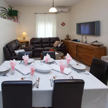 Dom wakacyjny Baretic *