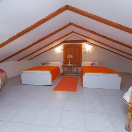 Dom wakacyjny Baretic *